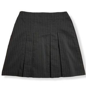Black & White Pleated Pinstripe Skirt